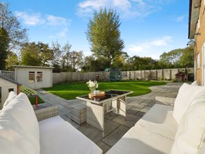 Photo 18- click for photo gallery